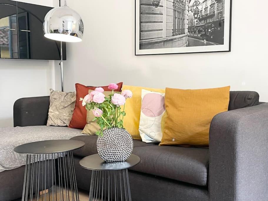 Homelivia, Vieux Nice, Appartement De Charme, Clim Balcon エクステリア 写真