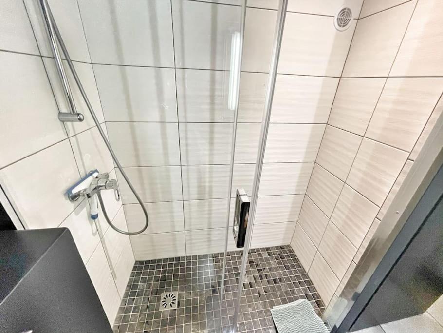 Homelivia, Vieux Nice, Appartement De Charme, Clim Balcon エクステリア 写真